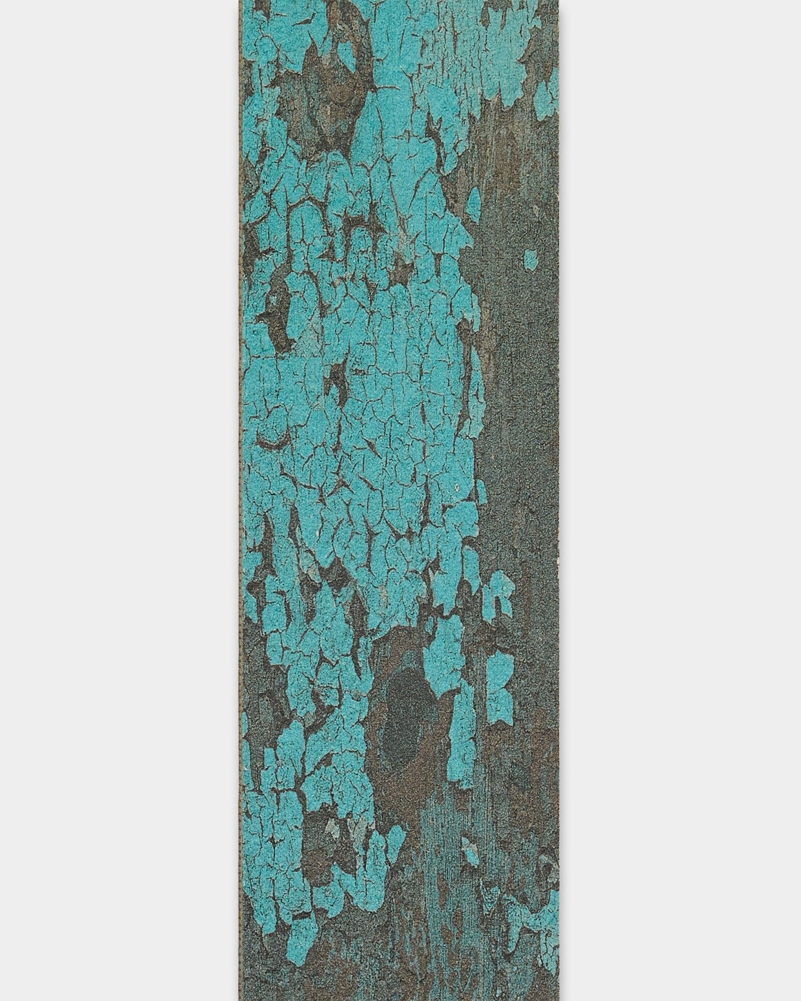 WoodUpp Lamella in Oxide Blue, lat van 240 cm voor installatie van Akupanel, ontworpen voor het afwerken van randen of het vervangen van latten, met een verweerde turquoise afwerking.